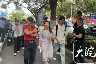 罗体：滕哈赫想签本菲卡中场内维斯，解约金1亿欧